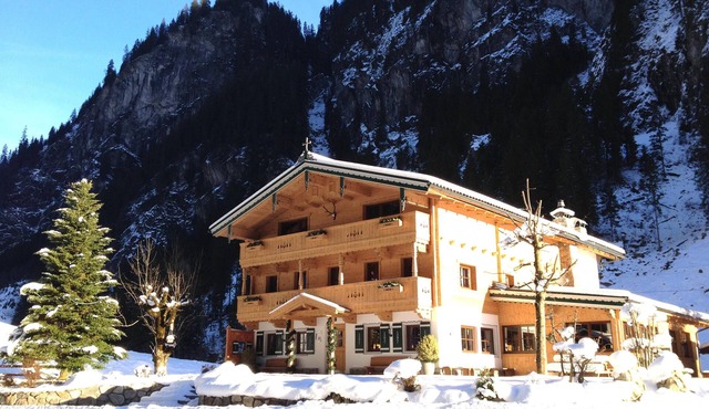 Dreamlike alpine house in Mayrhofen near the lift in Mayrhofen