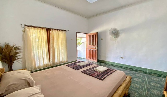 Duyung Rooms and Resto