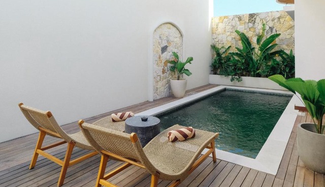 Enso Villas and Hotel in Munggu
