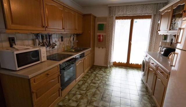 Ferienwohnung 1 - Appartementhaus Angermaier in Flattach