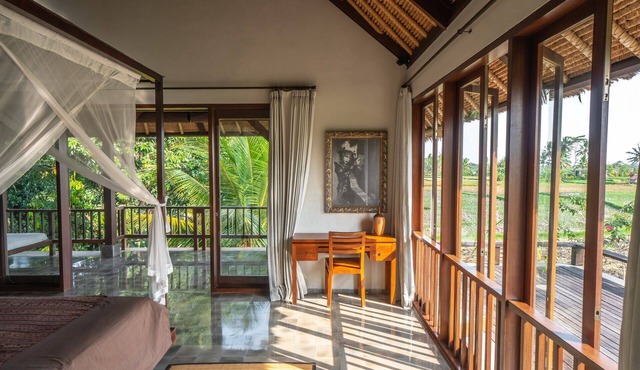 Gorgeous 5BR Villa Located In Ubud! 7Min Drive To The Traditional Art Market!