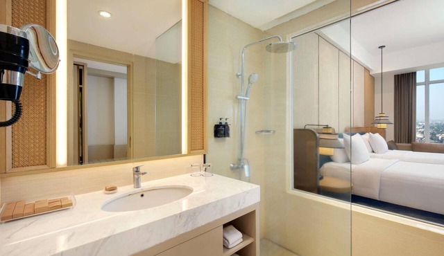 Grand Mercure Solo Baru in Grogol