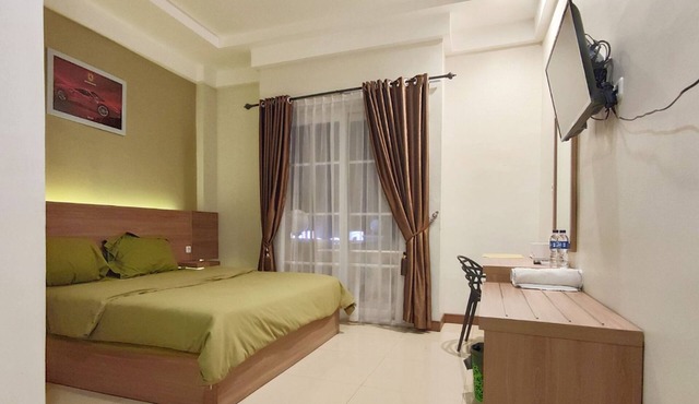Green Forest Hotel