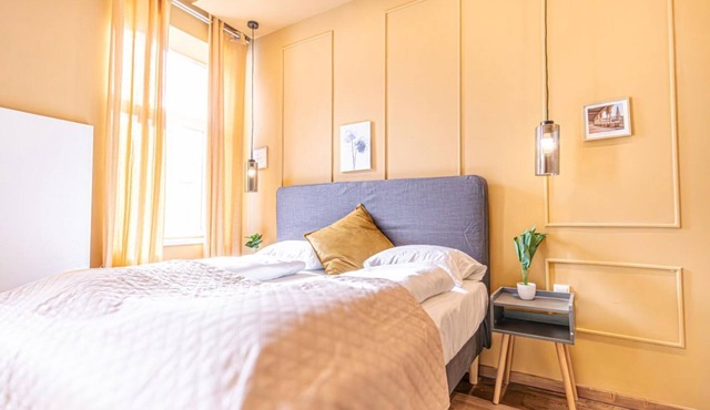 Group-Friendly 4BR | Close to Westbahnhof in Vienna