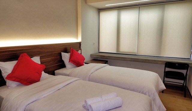 Guest House 555 NKI