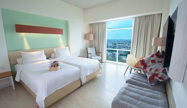 HARRIS Hotel & Conventions Bekasi