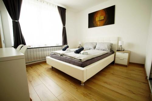 " Haus am Golfplatz" private Unterkunft in Stegersbach