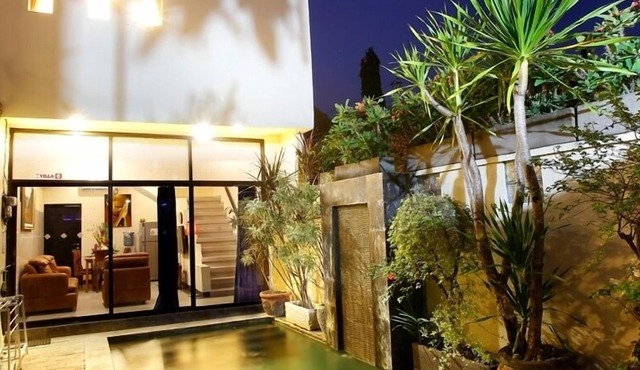 Hidden Garden Villas #6 Beautiful 3 Bedroom Stay Safe & Secure With Us in Legian