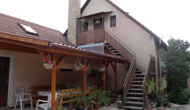 Holiday apartment with swing, sandbox, and paddling pool in Balatonszentgyörgy