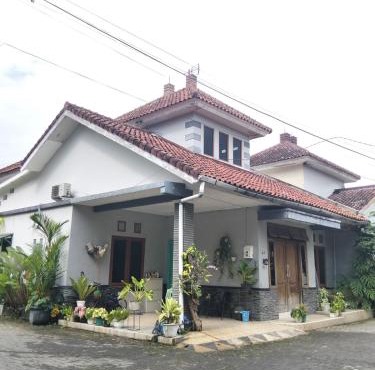 Homestay Lilo Lila in Solo