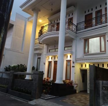 Homestay Omah Putih in Mungkid