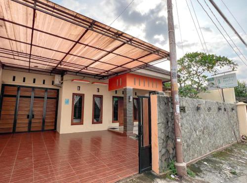Homestay Syariah Sawitsari Dekat Pakuwon Mall dan UGM by Simply Homy