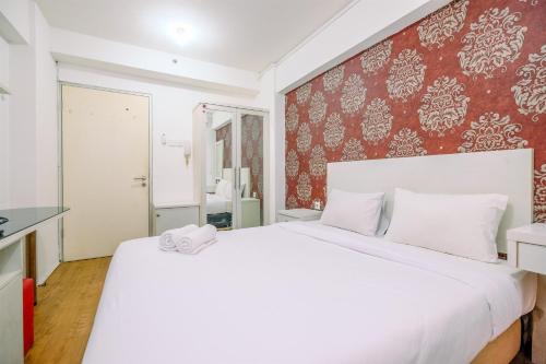 Homey and Fully Furnished Studio at Green Bay Pluit Apartment By Travelio in Jakarta