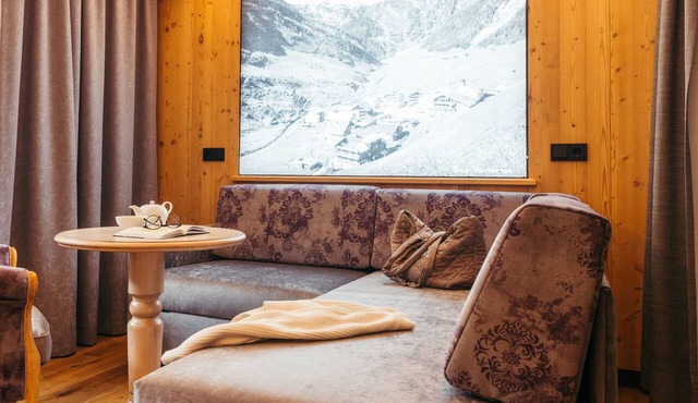 Hotel Neuhintertux in Tux