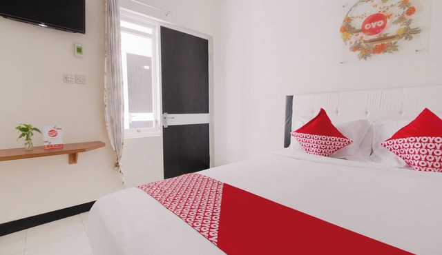 Hotel O Cozy Residence Syariah in Malang