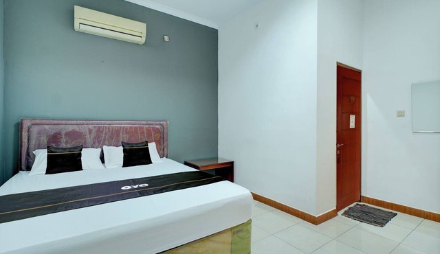 Hotel O Depok Near Bhayangkara Brimob Hospital in Depok