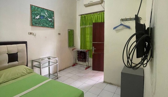 Hotel O Handisa Homestay SyariahNearKedai Kopi Atien in Pekanbaru
