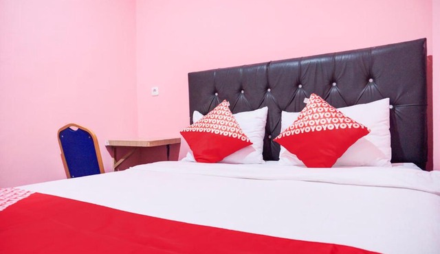 Hotel O Ilir Timur I Near Rsud Siti Fatimah Az-Zahra Formerly Lumendiva Suite