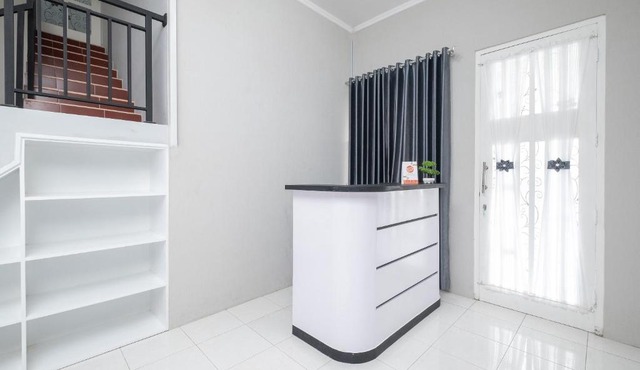 Hotel O Nareswari Guest House Syariah