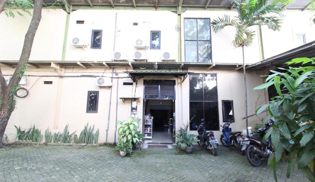 Hotel O near Ahmad Yani International Airport formerly De Costa in Semarang