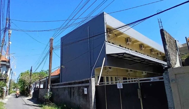 Hotel O near Garuda Wisnu Kencana former