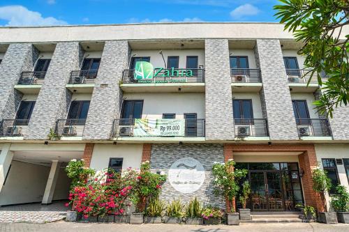 Hotel O near Juanda Airport formerly Azzahra Guest House Family
