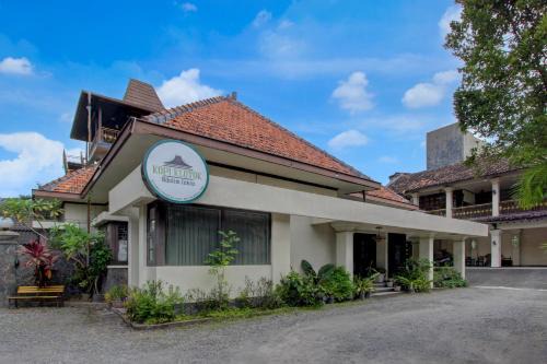 Hotel O near Kampung Batik Kauman formerly Chakra Homestay in Solo