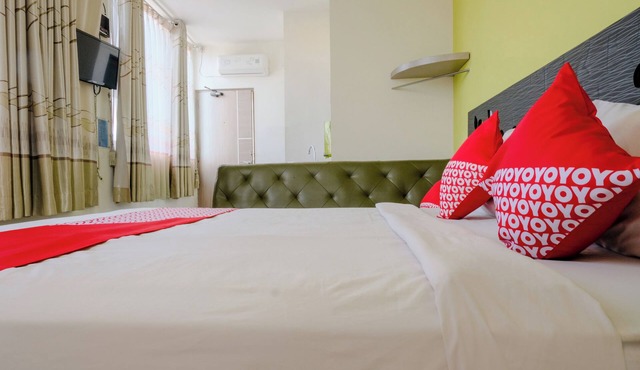 Hotel O Symphony Homestay Tlogomas in Malang