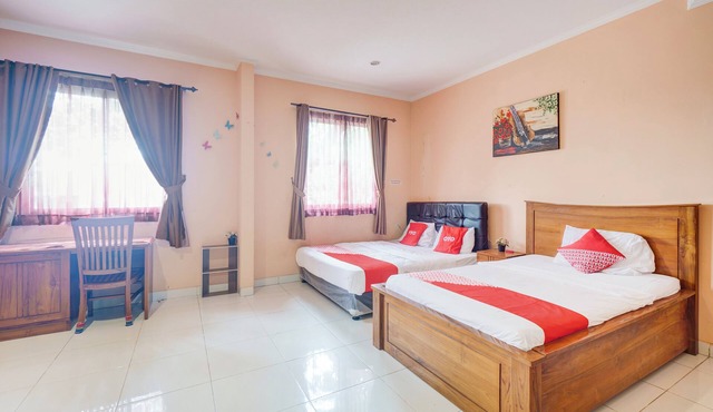 Hotel O Tebet Near Tebet Station in Jakarta