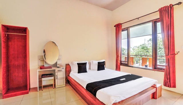 Hotel O The Velodrome Inn near Exit Toll Malang