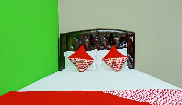 Hotel O Wisma Inayah Syariah in Palembang