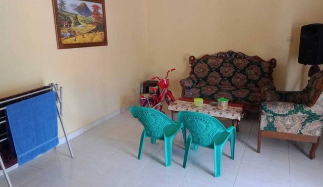 Hotel O Wisma Nadira Near SPBU PT. Trijaya Pugung PENENGAHAN