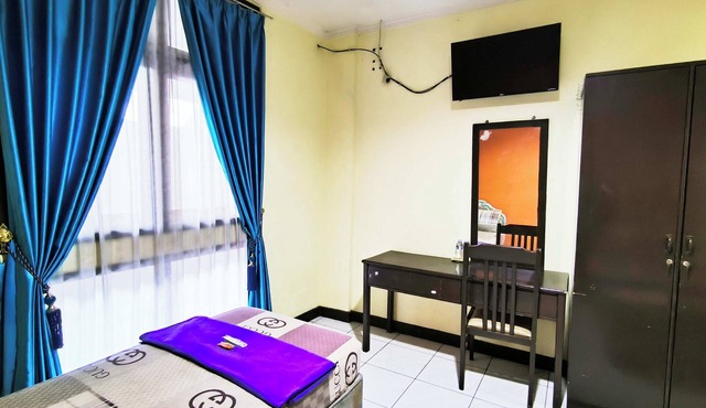 Hotel Pattimura powered by Cocotel in Semarang