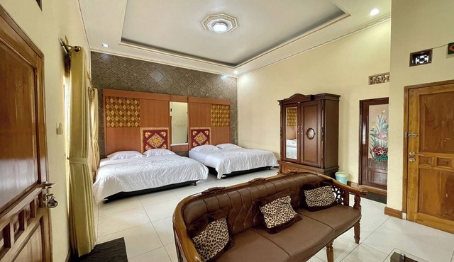 Hotel Ramayana Garut in Garut