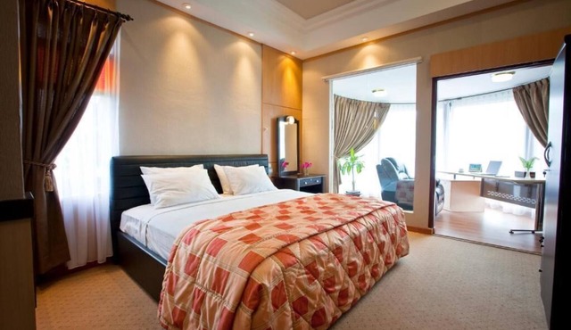 Hotel Sibayak International