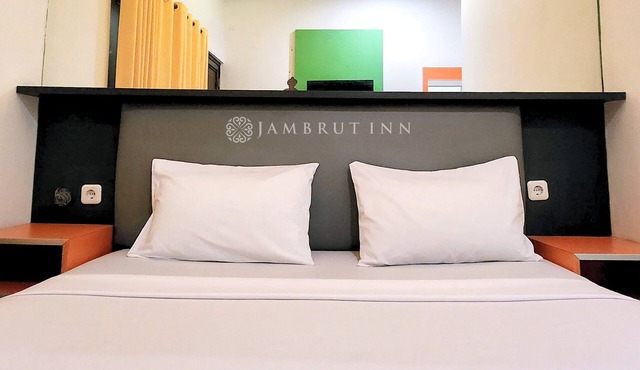Jambrut Inn