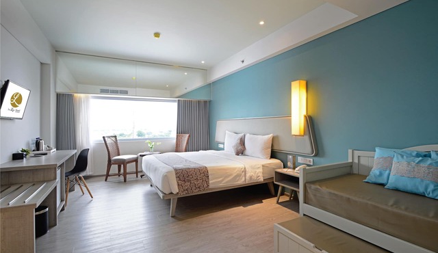 La Lisa Hotel Surabaya in Surabaya