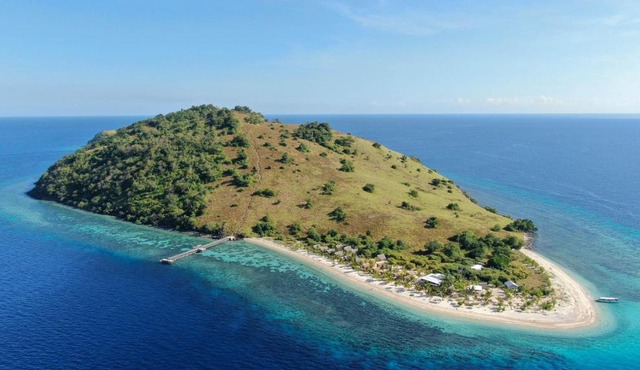 Le Pirate Island Komodo - Adults Only in Labuan Bajo