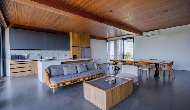 LOI Mansion Managed by ARM One Hundred