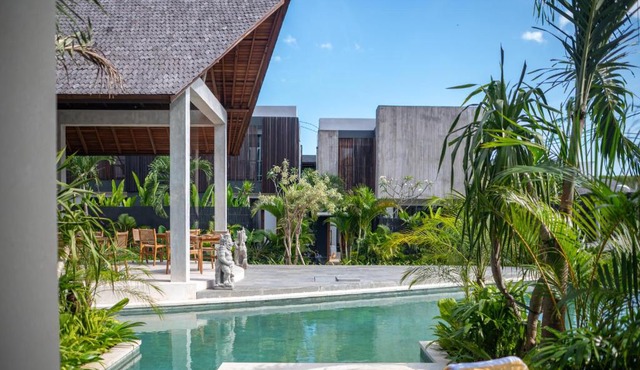 Lokale Pererenan Resort Hotels & Villa