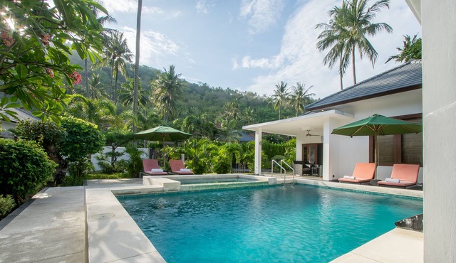Lombok from your Private Villa Sepuluh