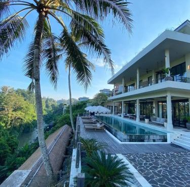 Luxury 6BR Ubud Villa River View Pool and Jungle