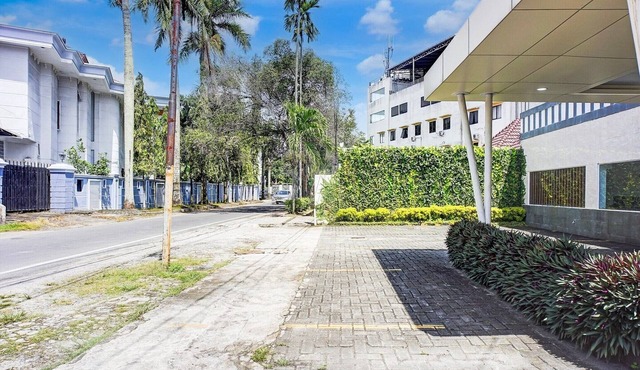 Luxury Deluxe DBL Retreat W/Free WiFi and Parking
