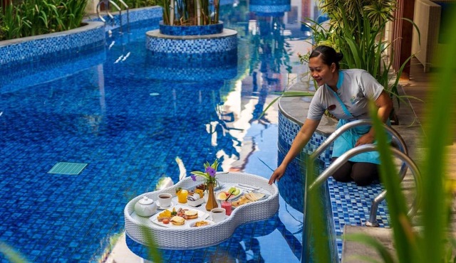 Luxury Lagoon Suite with Beach Access in Lembongan in Nusa Penida