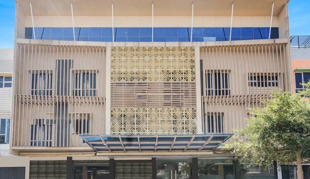 Luxury Twin Stay with Free WiFi and Parking in Palembang