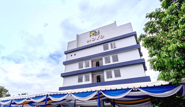 Luxury Twin Stay with Free WiFi and Parking