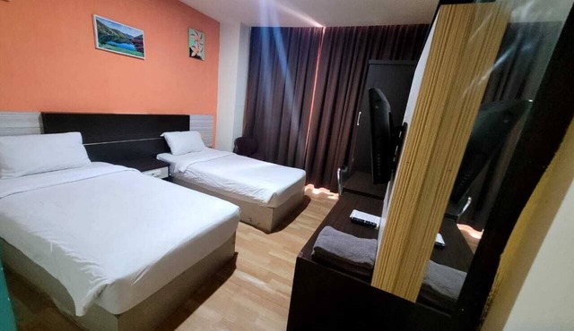 Lynt Hotel Makassar