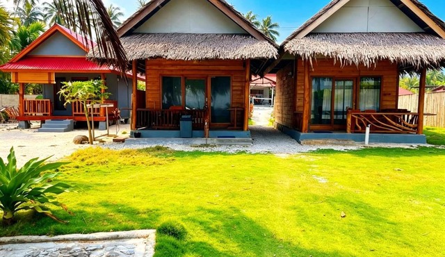 Maonaivilas in Sipura Island