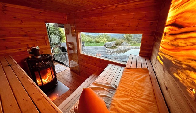 Mauthnerhube Apartment: Panoramic View, Sauna, Hot Tub; Cozy outdoor sauna by the pond in Sankt Oswald ob Eibiswald