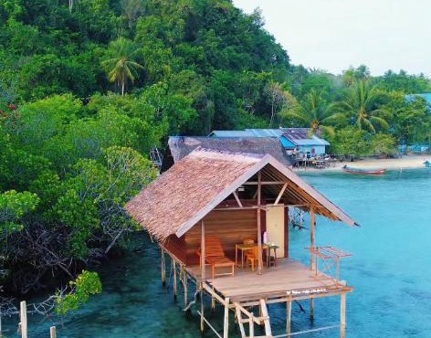 Mentari homestay in Besir